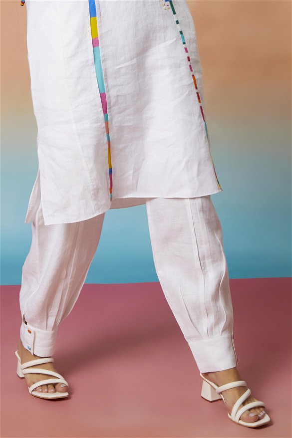 Design Details For Bottoms - Threads - WeRIndia  Pants women fashion,  Women trousers design, Womens pants design
