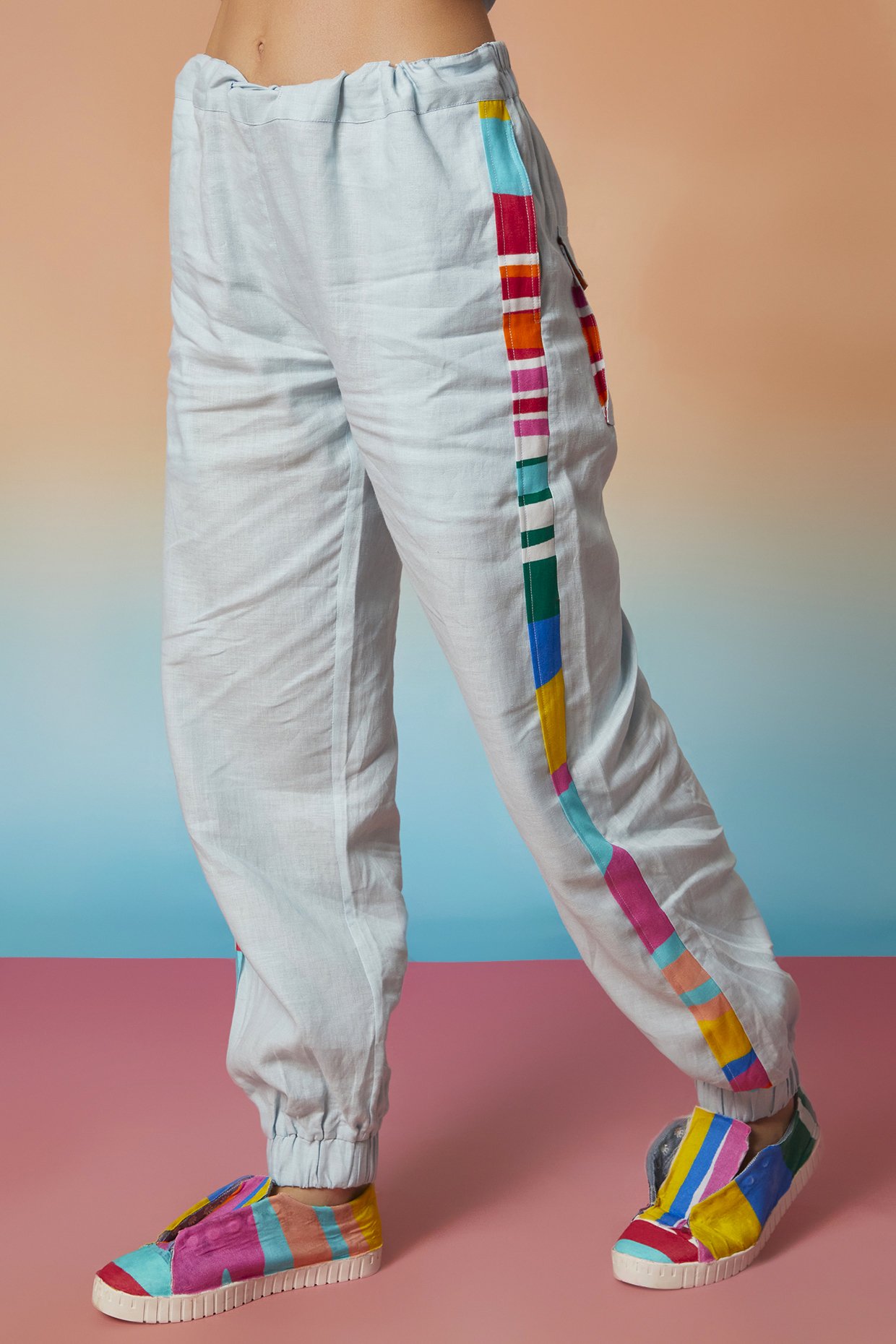 Hubberholme Men's Cotton Blend Slim Fit All Season Wear Track Pants (Side Stripe  Joggers, Navy Blue-3, 30) : Amazon.in: Clothing & Accessories