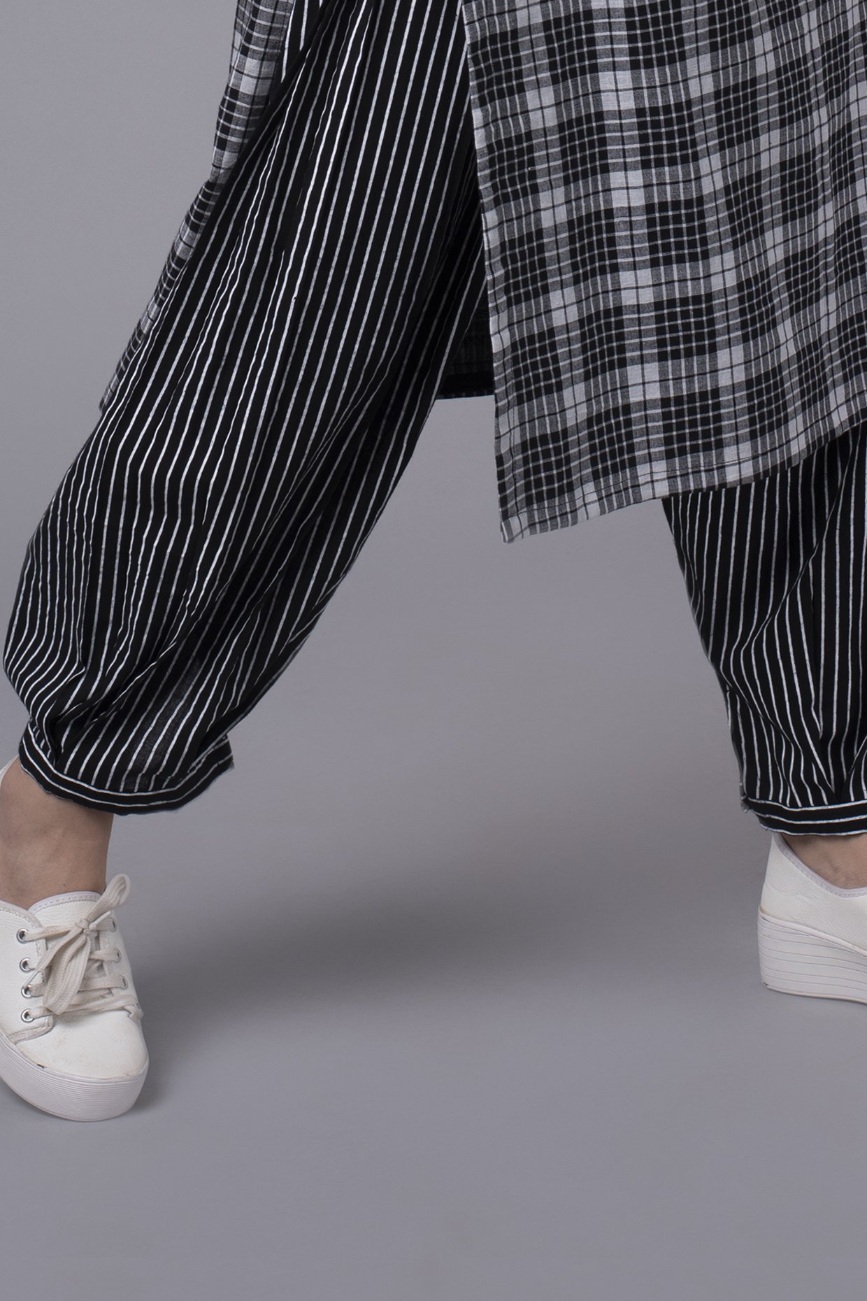 Buy Urban Scottish Women's Black Striped Lounge Pants/Pyjama Pants  (USWPJ522-M) at Amazon.in