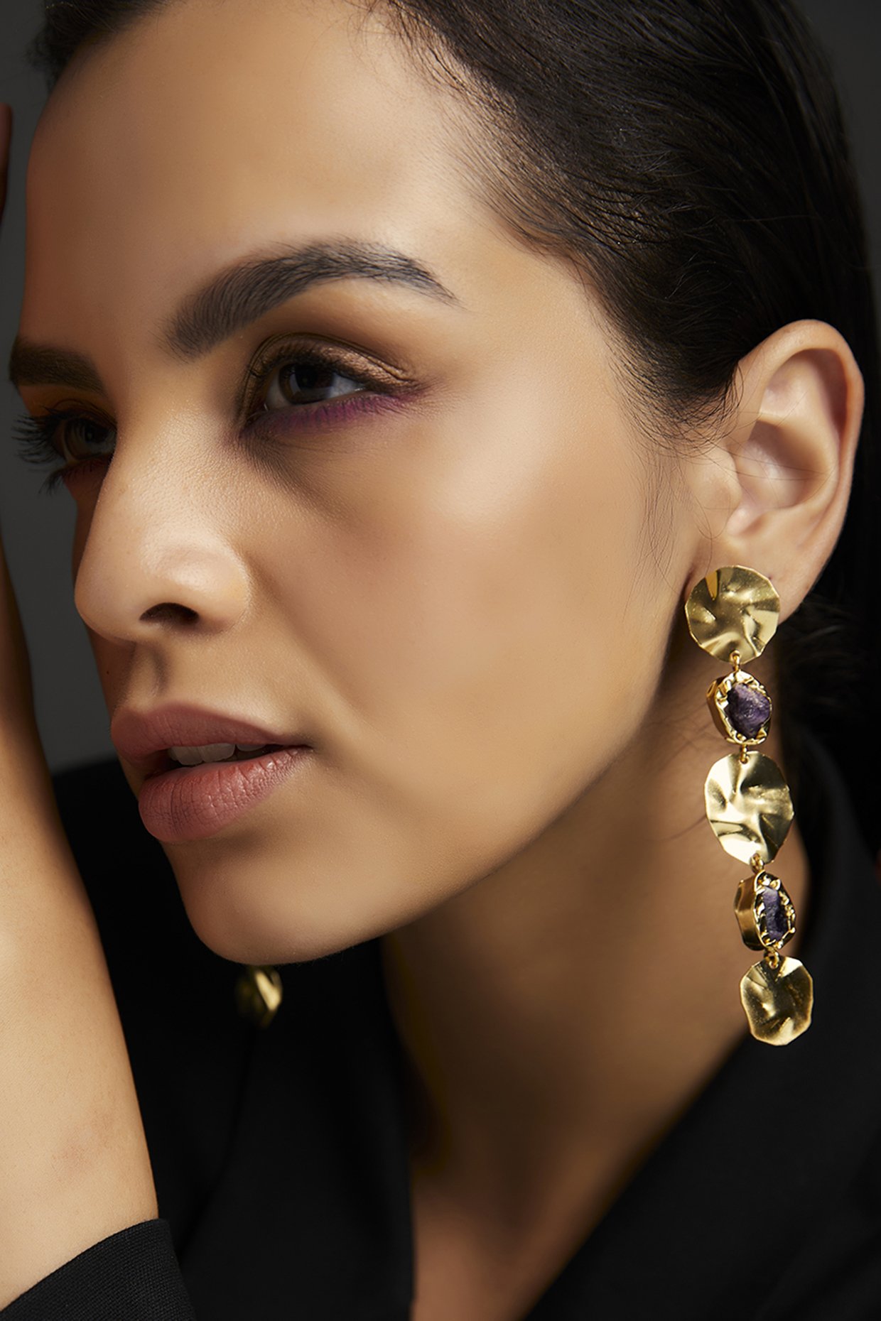Cailin Gold Huggie Earrings in Purple Crystal | Kendra Scott
