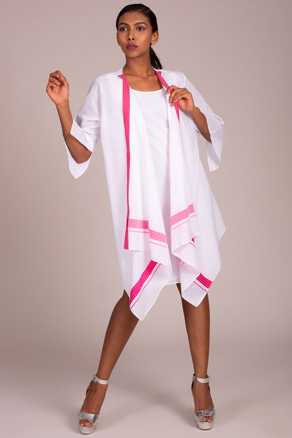 Square Cut 3 Quarter Sleeve Assymetric Hem Overshirt With Fuschia Stripe Detail